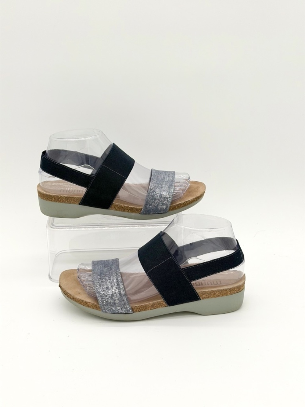 Munro Pisces Metallic Silver Gray Elastic Strappy Wedge Sandals Shoes Women 8 M - Picture 4 of 8